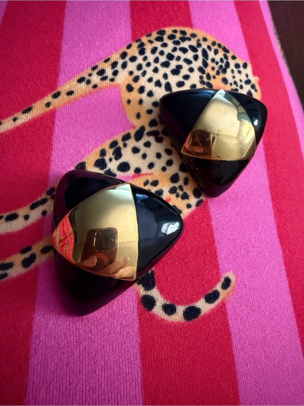 Vintage St. John Clip On Earrings - Picture 3 of 7